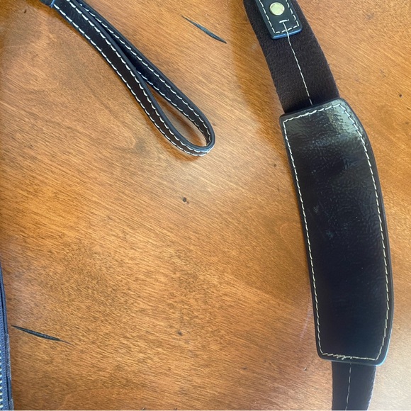 Vintage Coach Brown and Gold Accent Hobo Bag - Picture 5 of 9